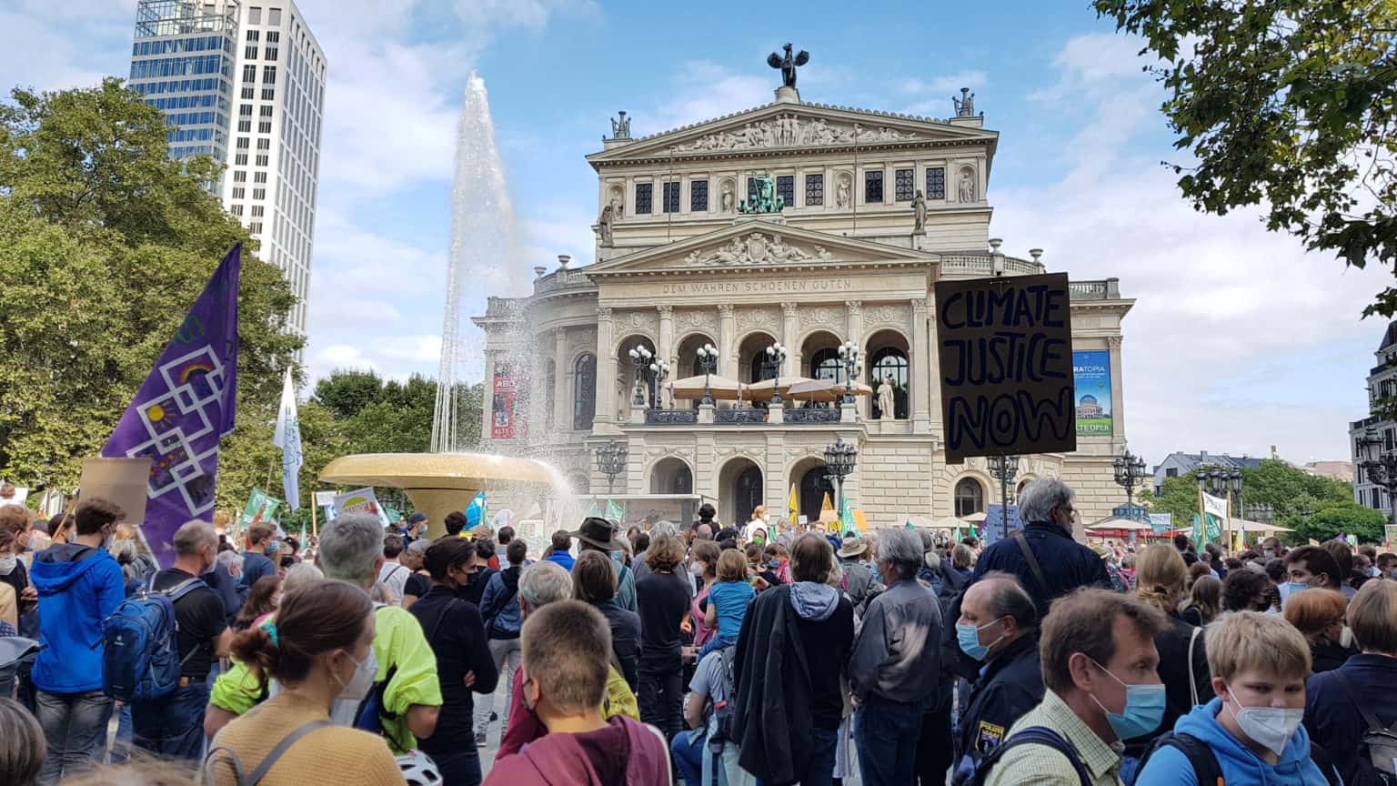 Klimastreik: Hunderttausende Demonstrieren Fürs Klima